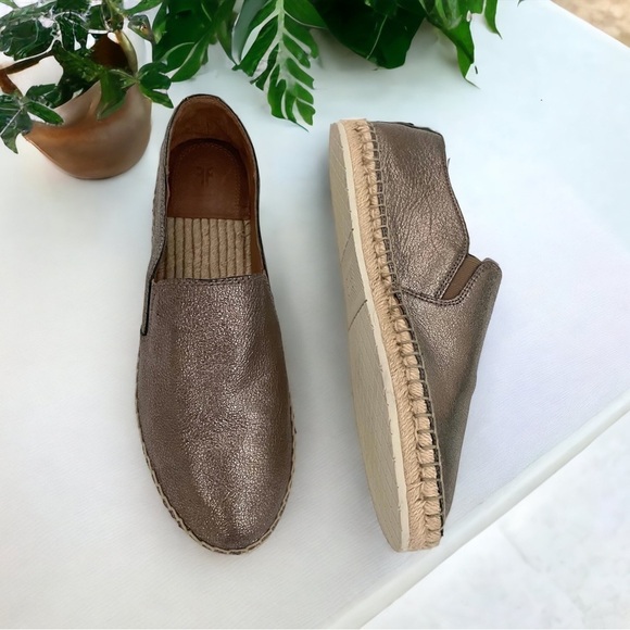 Frye Shoes - Frye Isbel Espadrilles metallic leather 9 bronze flat comfort